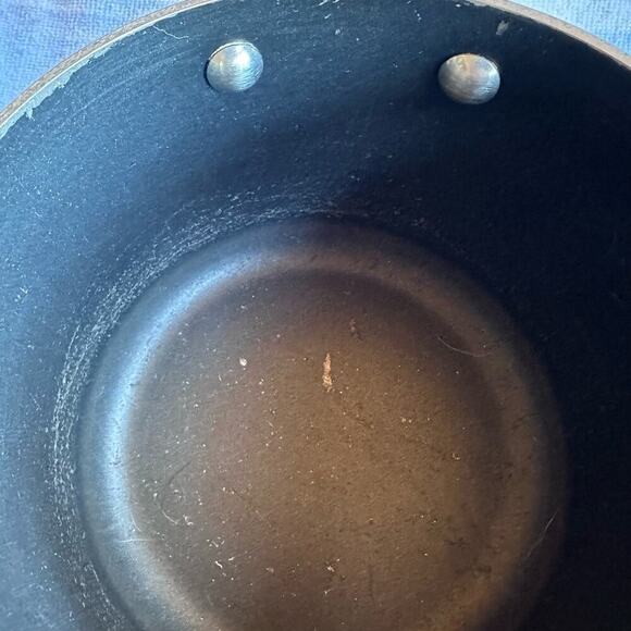 PreOwned All Clad 2Qt Non Stick Saucepan - No Lid - Picture 6 of 10